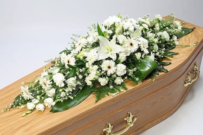 casket Funeral Flowers